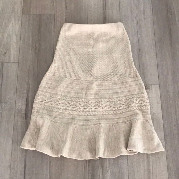 New Woman’s 100% Wool Set Sweater Skirt Size M - Picture 3 of 5